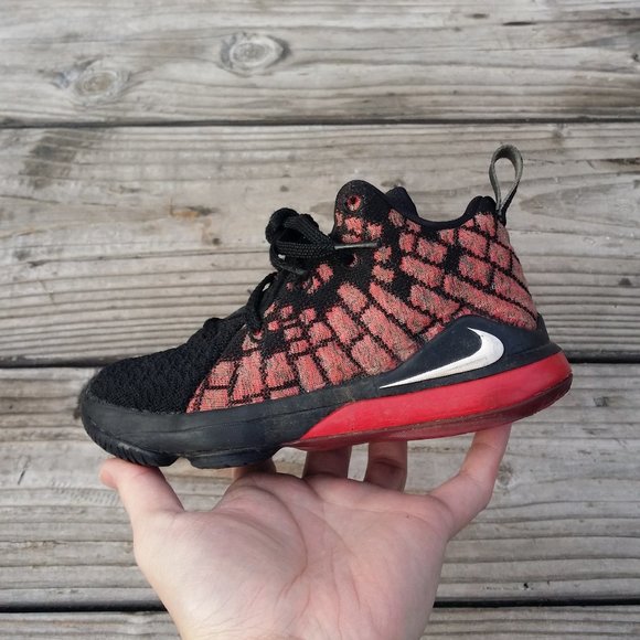 preschool lebron 15